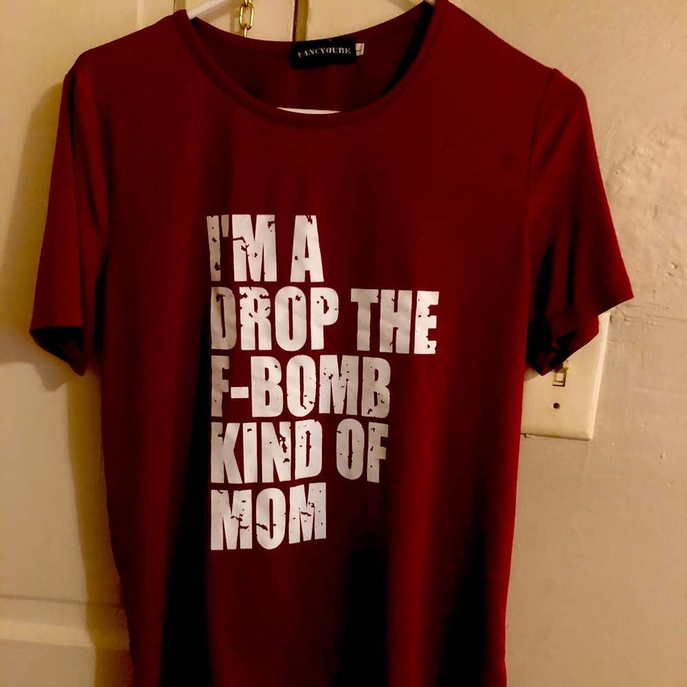 Graffic mom tee shirt